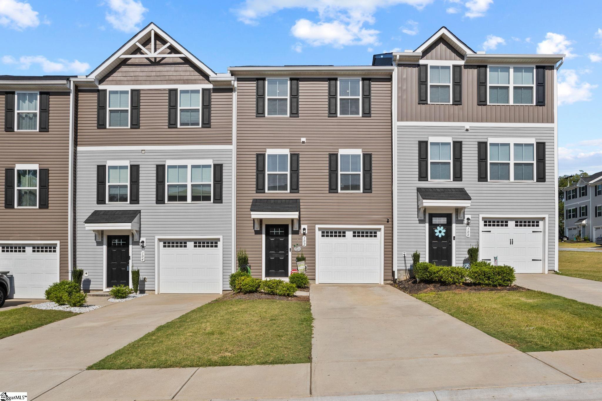 Sproles Ln, Easley, SC 29642