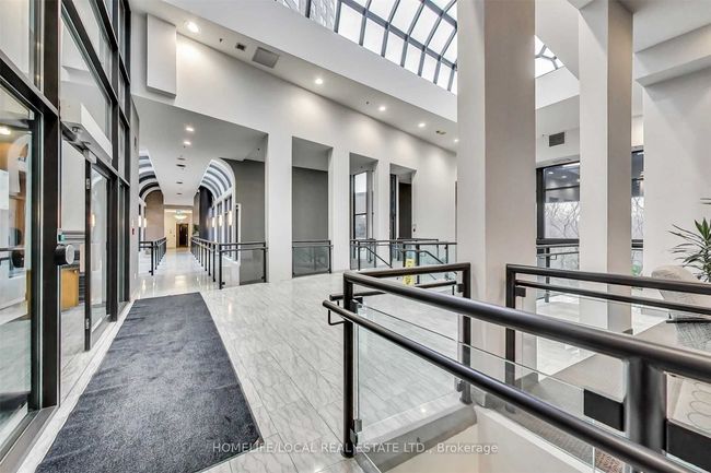 1402 - 3 Hickory Tree Rd, Condo with 2 bedrooms, 2 bathrooms and null parking in York ON | Image 15