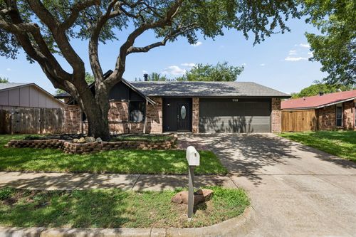 7108 Baird Dr, Fort Worth, TX, 76134-3617 | Card Image