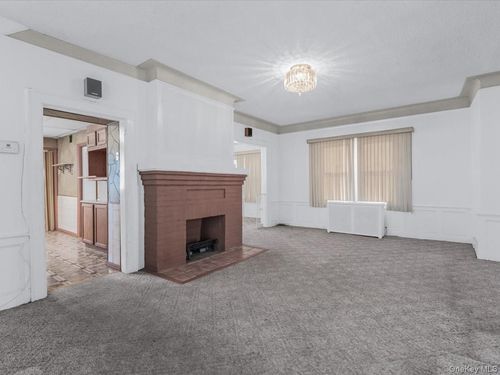 210-11 Hollis Ave, Queens Village, NY, 11429-1437 | Card Image