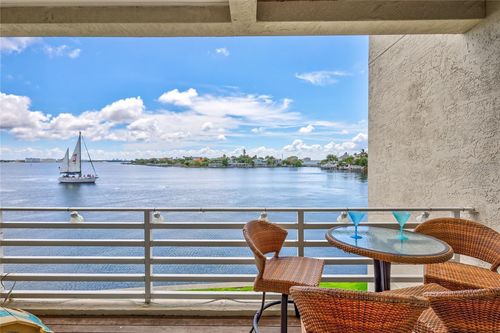 4629 Mirabella Ct, ST PETE BEACH, FL, 33706-2577 | Card Image