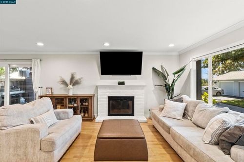 104 Fountainhead Ct, Martinez, CA, 94553 | Card Image