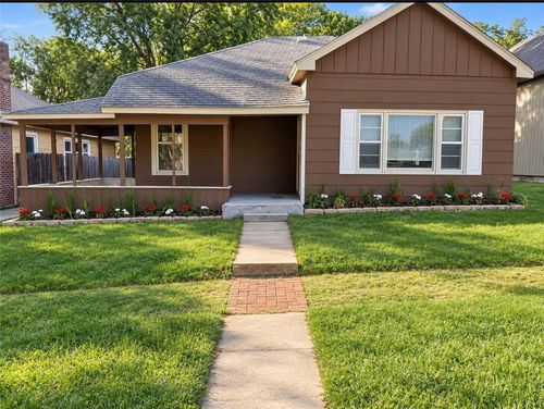316 Vine St, Leavenworth, KS, 66048-3431 | Card Image