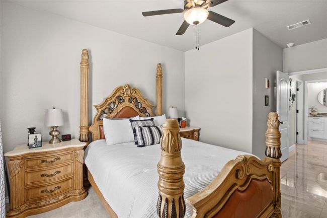 1115 Private Road 8022, House other with 3 bedrooms, 2 bathrooms and 2 parking in Lincoln TX | Image 33