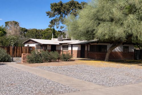 2721 E Fort Lowell Road, Tucson, AZ, 85716 | Card Image