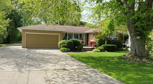 4431 Lake Shore Rd, Hamburg, NY, 14075-2452 | Card Image