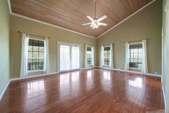 388 Oak Trl, House other with 3 bedrooms, 5 bathrooms and null parking in Pipe Creek TX | Image 15