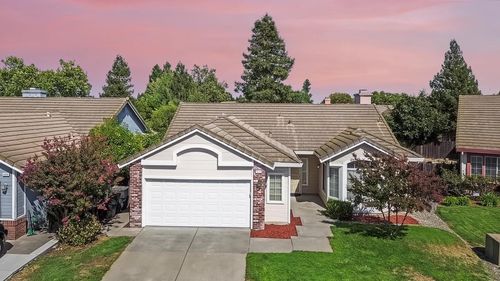 8932 Bridalsmith Drive, Sacramento, CA, 95829 | Card Image