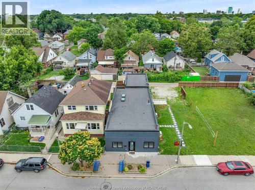 1151 Drouillard Rd, Windsor, ON, N8Y2R2 | Card Image