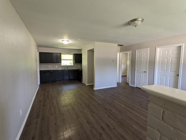 UNIT-13 - 3451 W Highway 6, Home with 2 bedrooms, 1 bathrooms and 1 parking in Alvin TX | Image 7