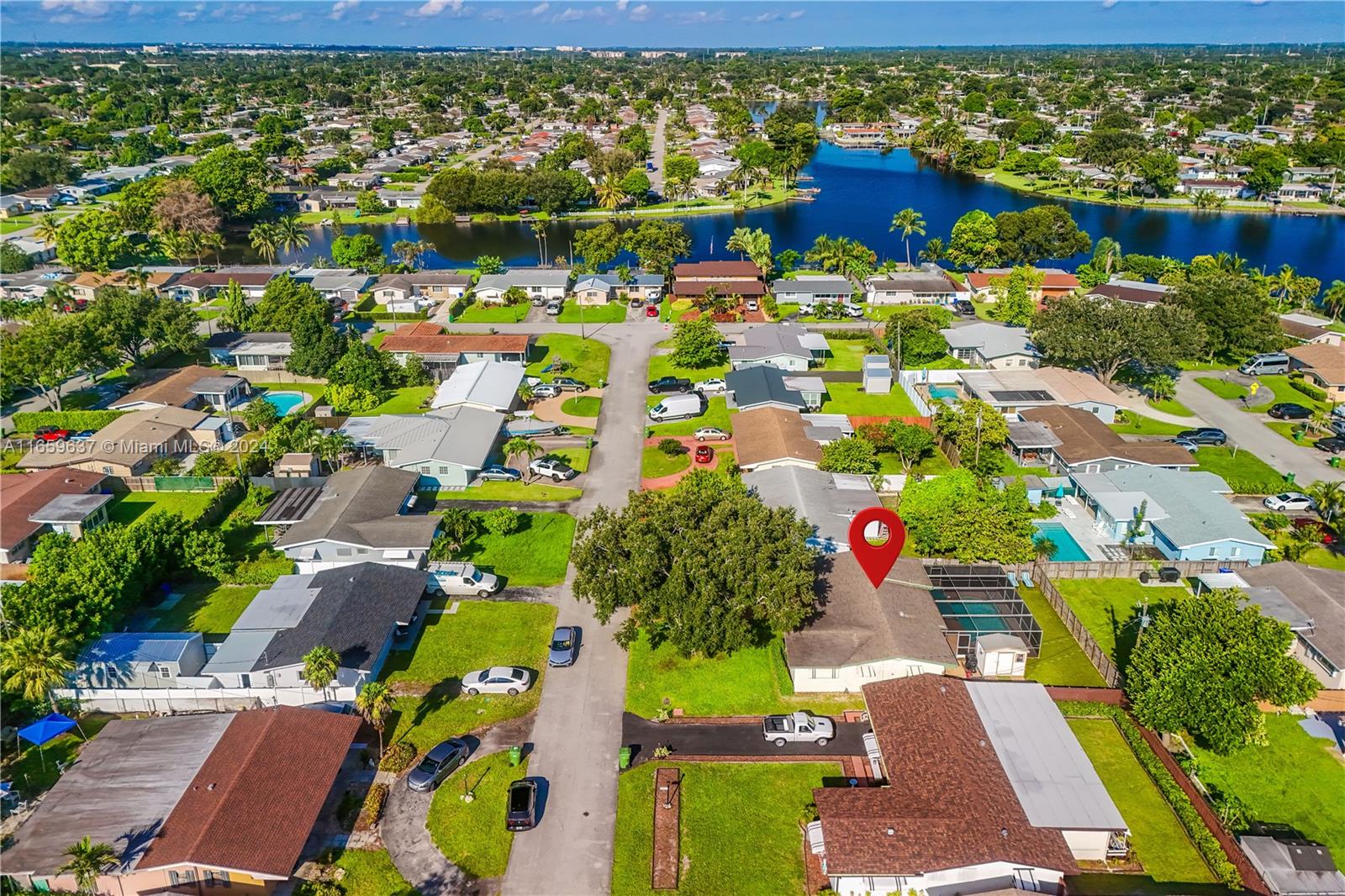 12th St, Pembroke Pines, FL 33024