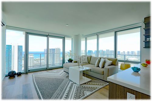 3918r-1500 Rycroft St, Honolulu, HI, 96814-7074 | Card Image