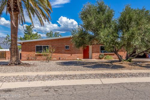 9063 E Bellevue St, Tucson, AZ, 85715-5602 | Card Image