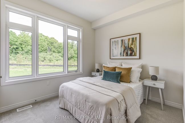 1274 Talisman Manor, House other with 4 bedrooms, 5 bathrooms and 2 parking in Pickering ON | Image 13