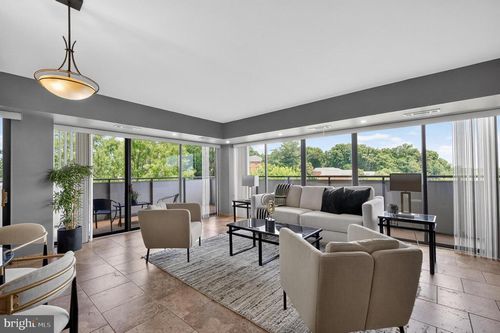 701-5300 Columbia Pike, ARLINGTON, VA, 22204-5816 | Card Image