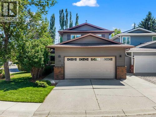 39 Deermoss Place Se, Calgary, AB, T2J6P5 | Card Image