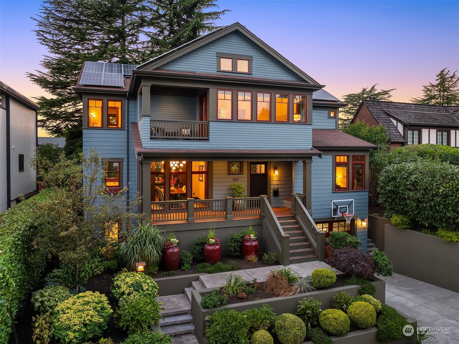 47th Ave, Seattle, WA 98105