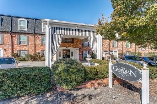 207a-8401 N New Braunfels Ave, San Antonio, TX, 78209-1107 | Card Image