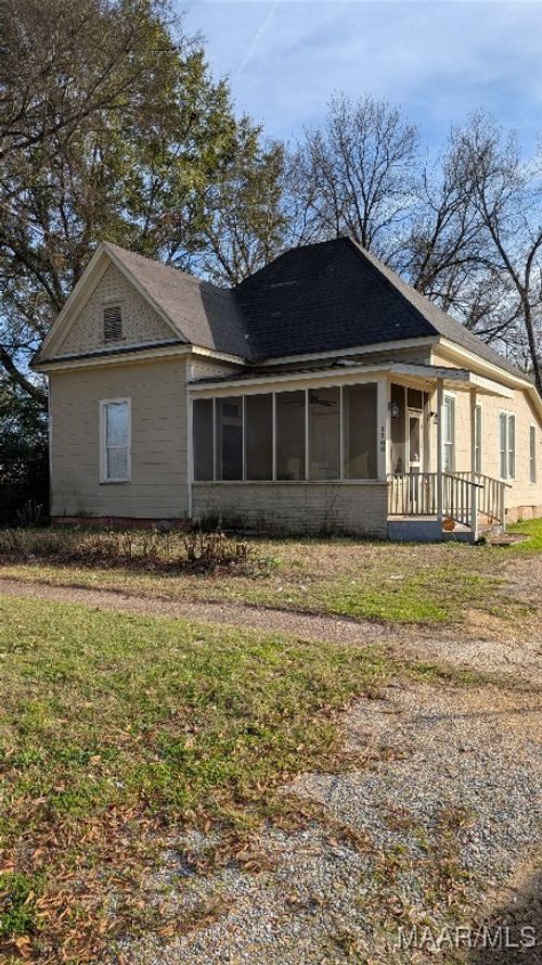 1108 1st Ave, Selma, AL, 36703-4229 | Card Image