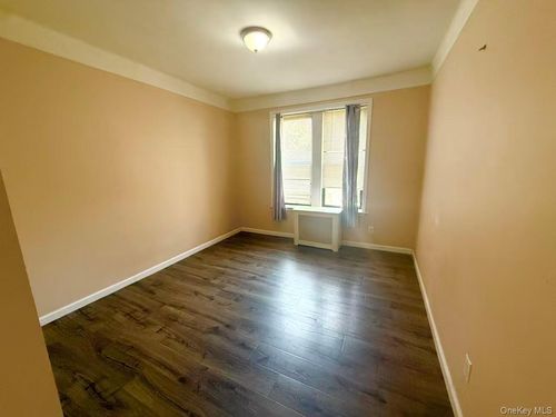 2r-13257 Maple Avenue, New York, NY, 11355 | Card Image