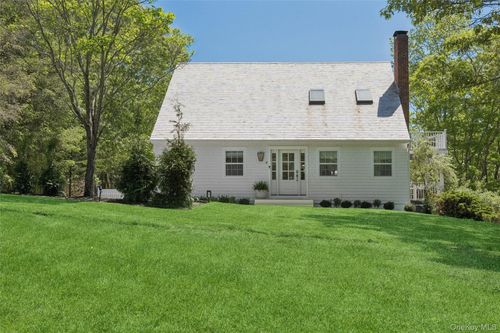 4 Trail Ct, Water Mill, NY, 11976-2010 | Card Image