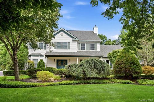 14 Dupont Ct, Dix Hills, NY, 11746-6257 | Card Image
