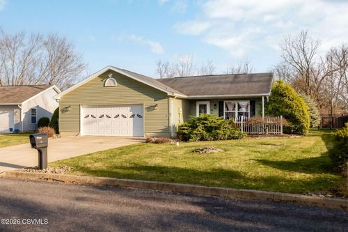 11 Meadow Ln, Lewisburg, PA, 17837-1269 | Card Image