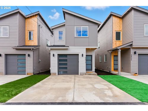 6872 Se Lamphier St, Milwaukie, OR, 97222-1842 | Card Image