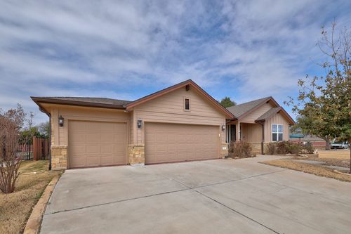114 Magona Trl, Georgetown, TX, 78628-7236 | Card Image