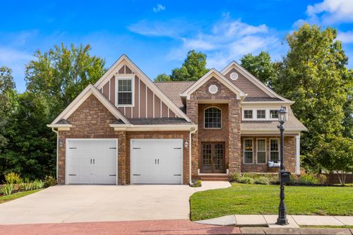 978 Brooke Stone Drive, Soddy Daisy, TN, 37379 | Card Image