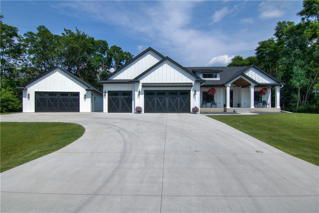 Stelter Ln, Chippewa Falls, WI 54729