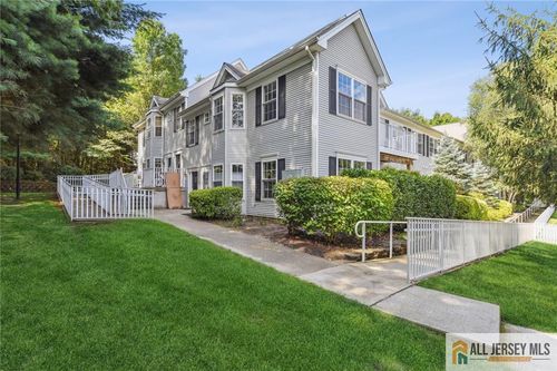2602 Cypress Ln, East Brunswick, NJ, 08816-5277 | Card Image
