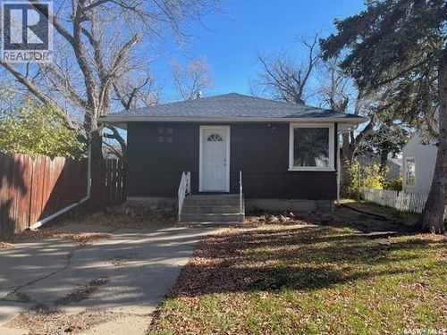 1609 Garnet St, Regina, SK, S4T2Z1 | Card Image