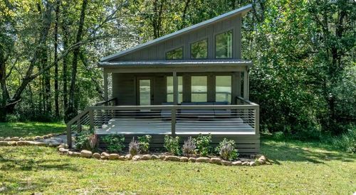 87 Dwellings Dr, Tracy City, TN, 37387-2414 | Card Image