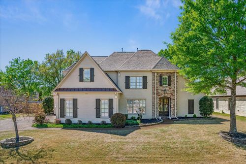 1621 Brackenshire Ln, Collierville, TN, 38017-2437 | Card Image