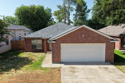 2616 18th St W, Irving, TX, 75060-5500 | Card Image