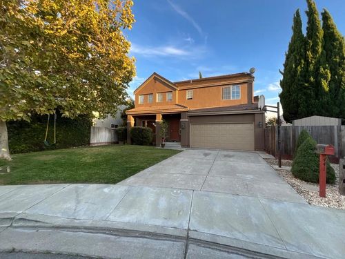441 Verona Pl, Hollister, CA, 95023 | Card Image