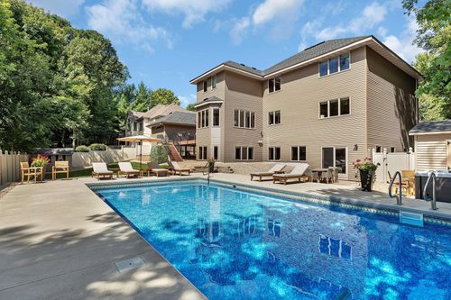 2232 26th St S, Saint Cloud, MN, 56301-9116 | Card Image