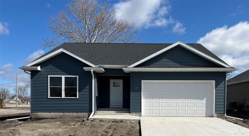 303 Se 2nd St, Ogden, IA, 50212 | Card Image