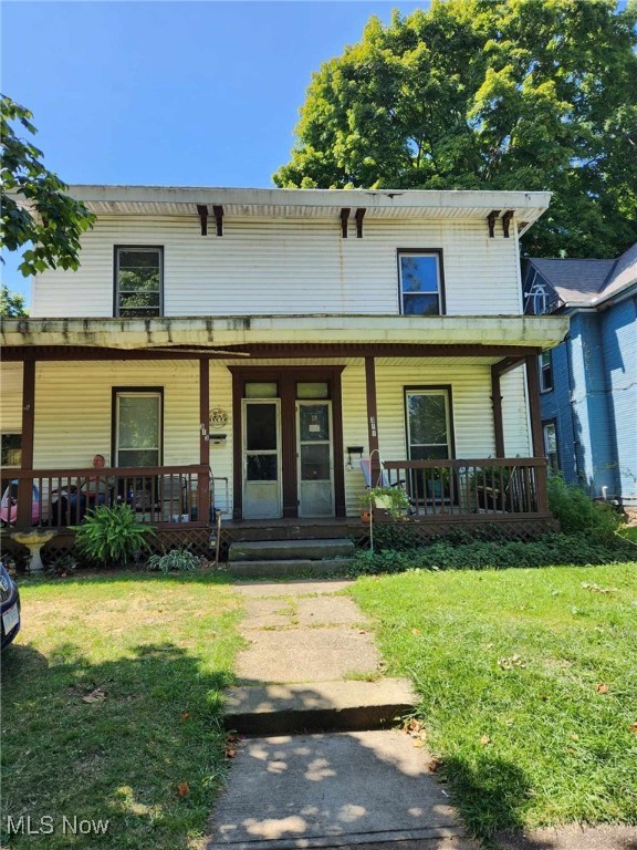 3rd St, Coshocton, OH 43812