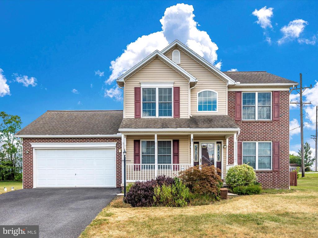Creekwood Dr, Greencastle, PA 17225