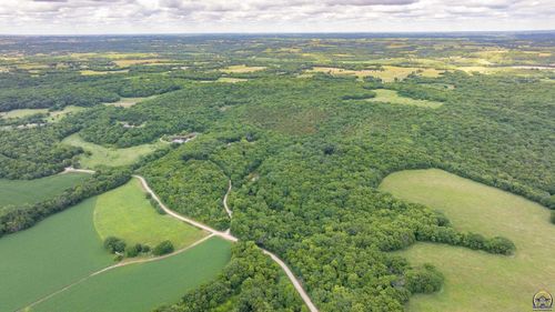 1757 Buck Creek Rd, Perry, KS, 66073 | Card Image
