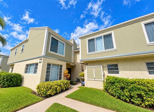 n-1-8125 Lagos De Campo Blvd, Tamarac, FL, 33321-3859 | Card Image