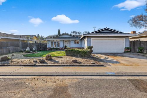 2109 Oriole Dr, Ceres, CA, 95307-2411 | Card Image