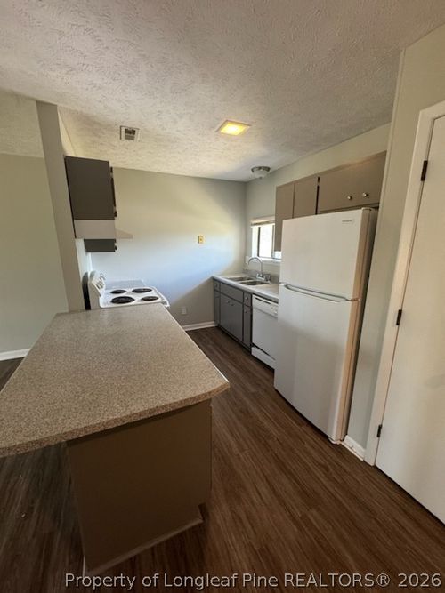 7176 Fillyaw Rd, Fayetteville, NC, 28303-5601 | Card Image