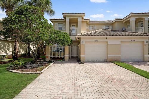 17095 Nw 23rd St, Pembroke Pines, FL, 33028-2061 | Card Image