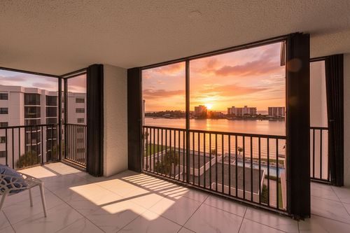 708-19800 Sandpointe Bay Dr, Tequesta, FL, 33469-2362 | Card Image