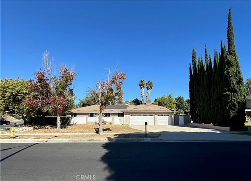 1011 Hyde Park Dr, Santa Ana, CA, 92705 | Card Image