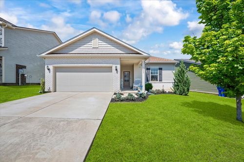 2929 Hen Brook Dr, Columbia, TN, 38401-2940 | Card Image