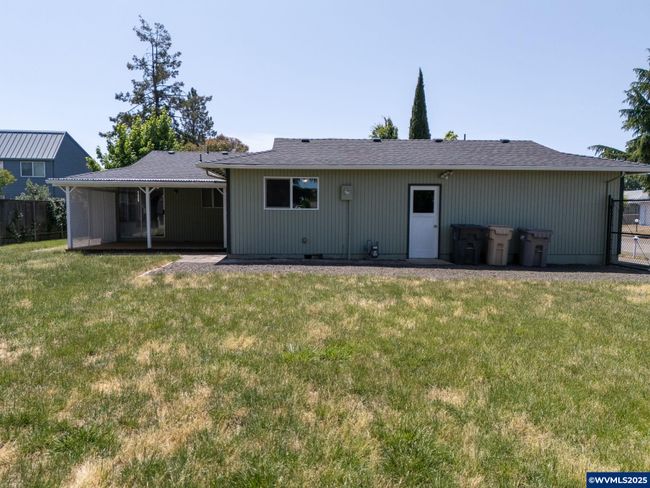2005 Madison St Se, House other with 3 bedrooms, 2 bathrooms and null parking in Albany OR | Image 35